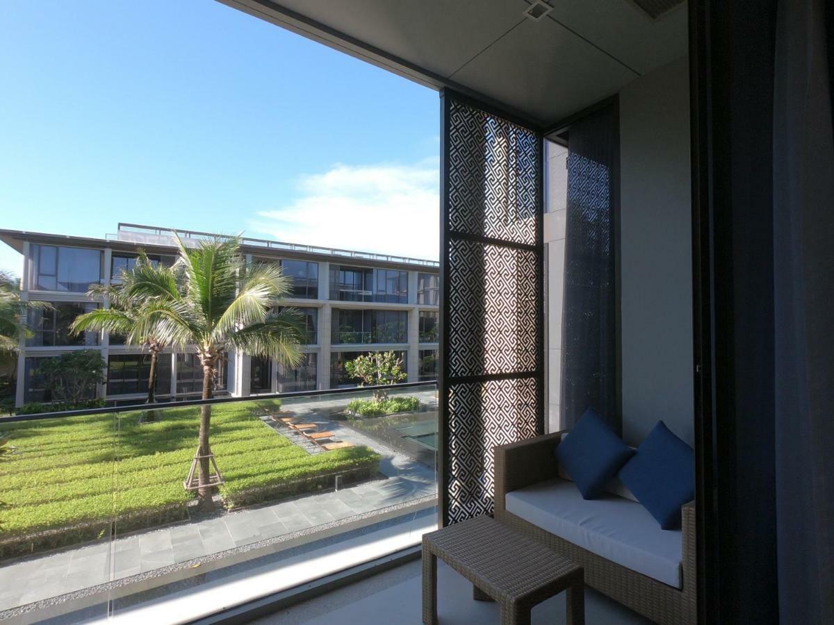 Baan Mai Khao Condo Exterior photo