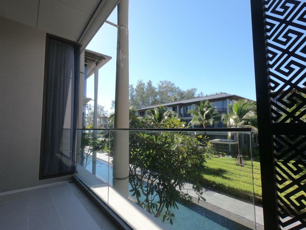 Baan Mai Khao Condo Exterior photo